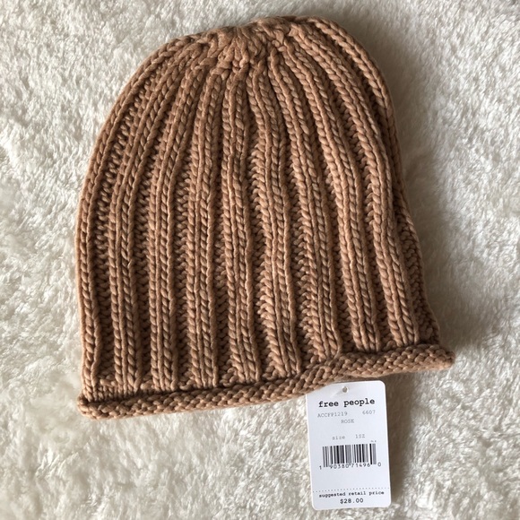 Free People - Rory Rib Beanie in Rose - Picture 2 of 7